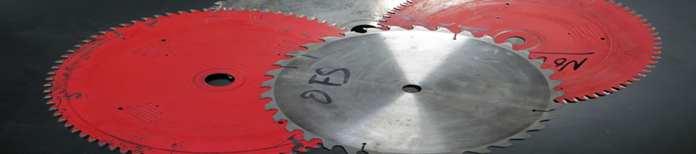 2 red saw blades and 1 grey saw blade